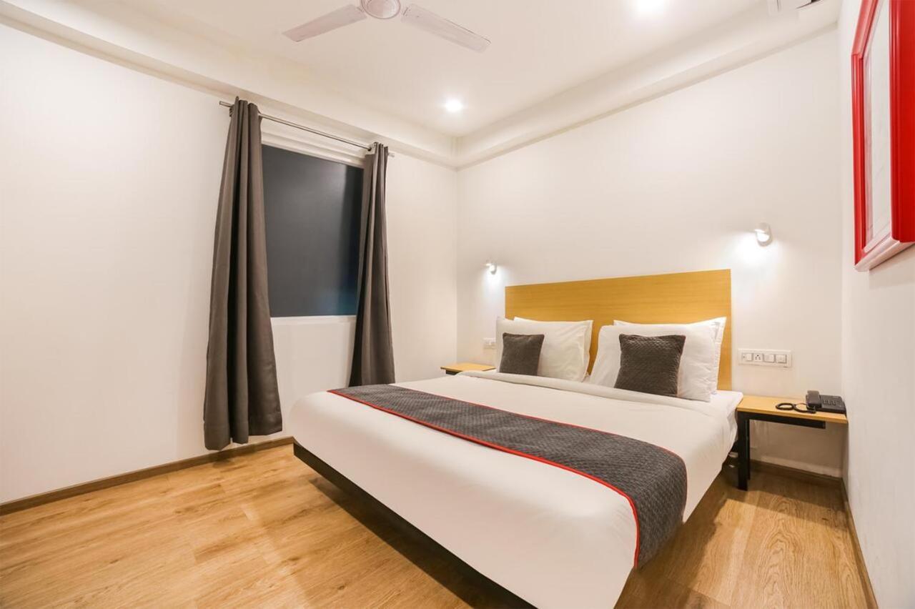 Hotel Admire Inn "Atta Market, Noida Sector 18" Exterior foto