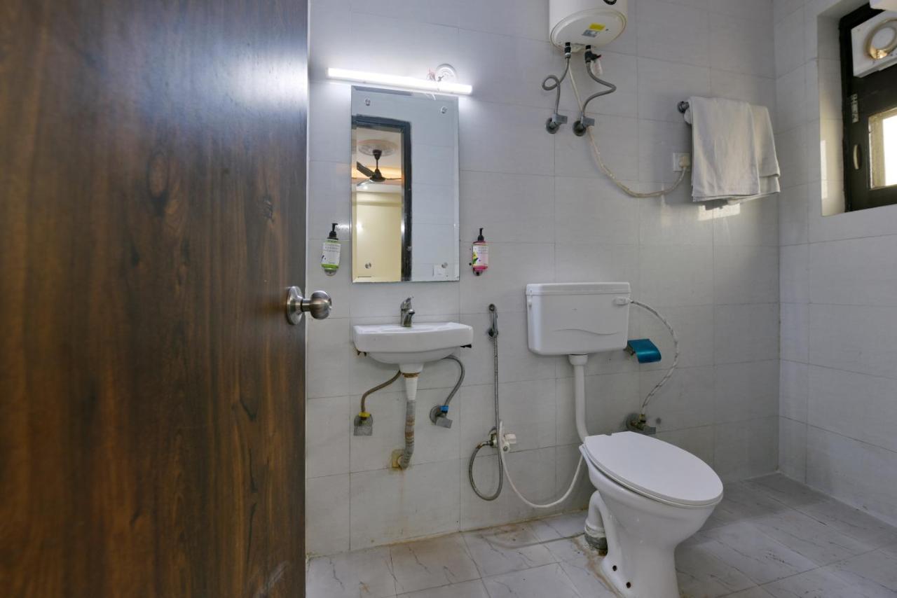 Hotel Admire Inn "Atta Market, Noida Sector 18" Exterior foto