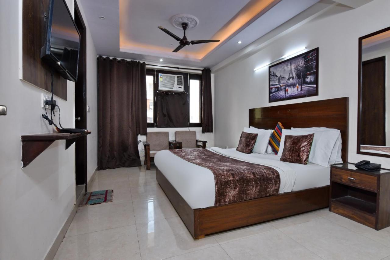 Hotel Admire Inn "Atta Market, Noida Sector 18" Exterior foto
