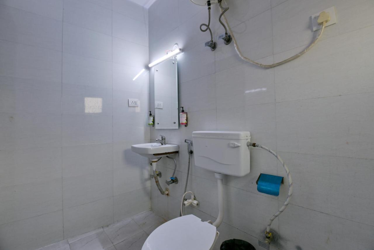 Hotel Admire Inn "Atta Market, Noida Sector 18" Exterior foto
