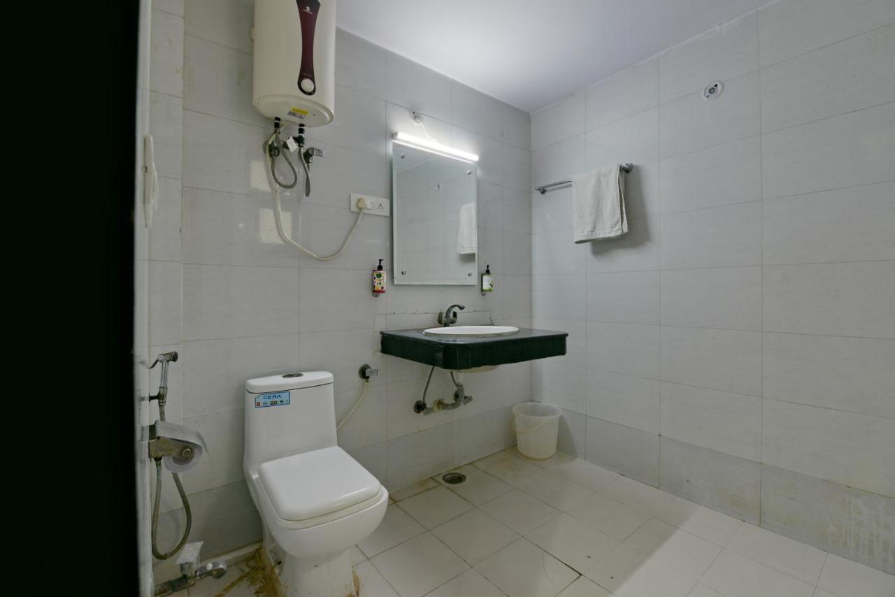 Hotel Admire Inn "Atta Market, Noida Sector 18" Exterior foto