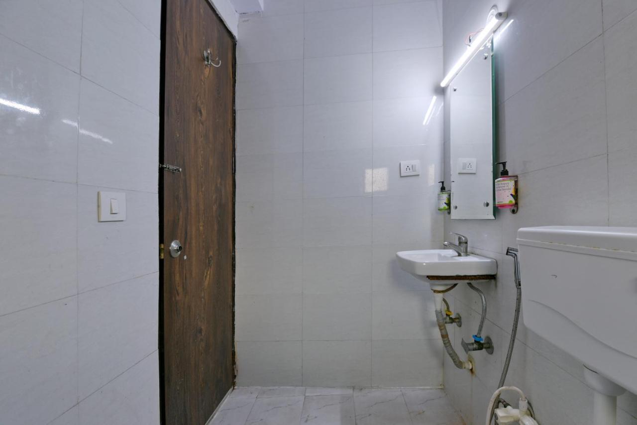 Hotel Admire Inn "Atta Market, Noida Sector 18" Exterior foto